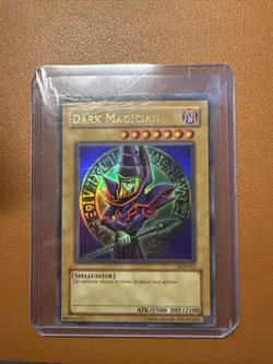 2002 Yugioh Dark Magician LOB-005 Ultra-Rare Unlimited NM-MINT - Image 1
