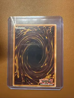 2002 Yugioh Dark Magician LOB-005 Ultra-Rare Unlimited NM-MINT - Image 2