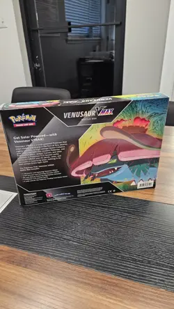 Pokemon Venusaur VMAX Battle Box - Image 2