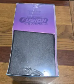 Pokemon TCG Sword & Shield-Fusion Strike Pokemon Center Elite Trainer Box - Image 3