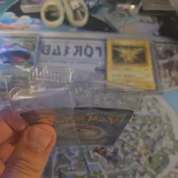 Pokemon TCG SWSH Promos #SWSH050 Charizard V SEALED - Image 3