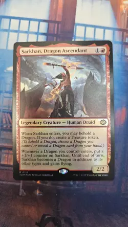 Sarkhan, Dragon Ascendant Tarkir: Dragonstorm Foil - Image 1