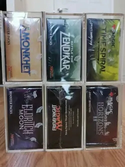 [CLEARANCE] Magic MTG Acrylic Display Case for Booster Boxes - UV protective - Image 2