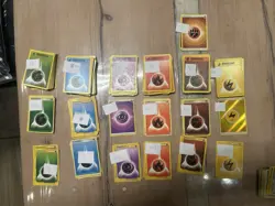 Pokemon Karten 544 Verschiedene Karten Neuere Und Altere - Image 3