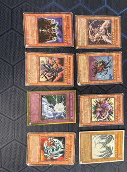 Yu-Gi-Oh! Dark magician blue eyes Mixed Group Of Cards no reserve - Image 3