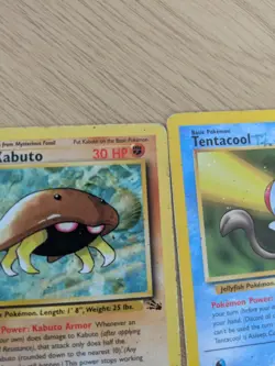 Damaged/HP 1999 Pokemon Cards. Holo Hitmonchan. Fossil Tentacool and Kabuto - Image 4