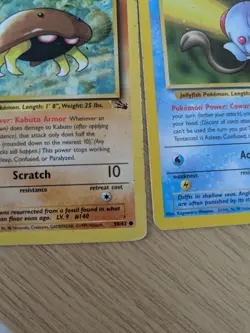Damaged/HP 1999 Pokemon Cards. Holo Hitmonchan. Fossil Tentacool and Kabuto - Image 5