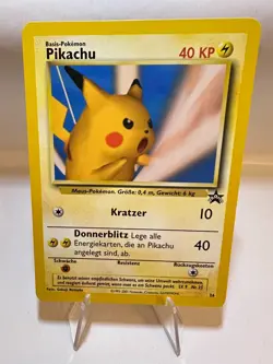 Pikachu Vintage Pokemon Karte Deutsch 2001 Near Mint Wizard's Black Star Promos - Image 1