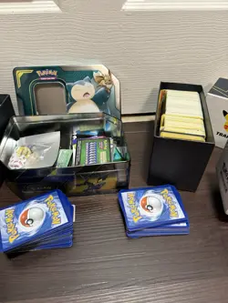 Pokemon Card Lot (Box Included) Hundreds of Cards! - Image 3