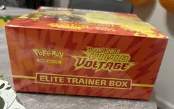 Pokemon TCG Vivid Voltage Elite Trainer Box ETB Sealed - Image 3
