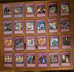 HUGE! Mixed Lot Of Yu-Gi-Oh Cards. Check out all the photos! - Image 4