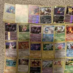 Pokemon Card Lot 2005-2009 Pokemon Card Collection I DONT KNOW WHATS HERE Lot 1 - Image 2