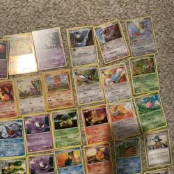 Pokemon Card Lot 2005-2009 Pokemon Card Collection I DONT KNOW WHATS HERE Lot 1 - Image 5