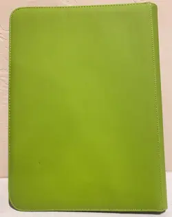 Card Guardian Green | 9 Pocket Premium Binder with Zipper for 360 Trading Cards - Image 2