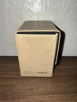 MTG Mana Flip Alcove Deck Box White 3rd Generation Plains Magnet Ultra Pro - Image 3