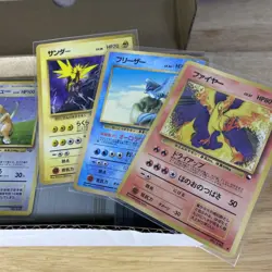 700+ Pokemon Card Lot JPN some VINTAGE - Bulk & Holos - Amt: UNKNOWN - RARE GB - Image 2