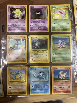 49 Unique Vintage Base Set Pokemon Cards No Duplicates - Holo Hitmonchan - Image 3