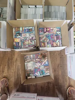 Yugioh TCG Bulk Lot 10000 +500 Foils On Top 1 Large And 1 Medium Priority Full - Image 1