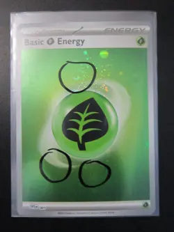 GRASS ENERGY HOLO POKEMON CARD SVE BLACK STAR PROMO 001 NP M W/ TRIPLE SWIRL - Image 1