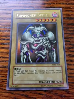 MP* - Yugioh Summoned Skull Metal Raiders Ultra Rare MRD-003 Original Print 2002 - Image 1