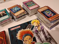 Lot of 500+ Old School Vintage Yugioh Cards, including HOLOS - Image 2