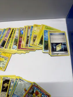 POKEMON CARDS HUGE LOT BULK COLLECTION BADLY DAMAGED TO POOR CONDITION TCG - Image 3