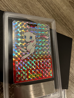 1996 POKEMON JPN BANDAI CARDDASS VENDING #151 MEW - PRISM RED HOLO - ARS 10 CERT - Image 2
