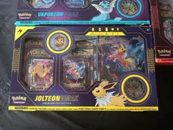 Pokemon Eeveelution VMAX Premium Collection Set of 3, Vaporeon, Jolteon, Flareon - Image 4