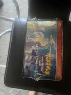Pokemon TCG Fall Collectors Lunchbox Tin. 6 Booster Packs! Plus Extras! - Image 4