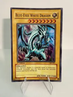 Yugioh Blue-Eyes White Dragon SKE-001 Super Rare 1st Edition - MP - Image 1