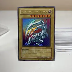 Yu-Gi-Oh! TCG Blue-Eyes White Dragon SDK-001 Ultra Rare Unlimited LP - Image 1