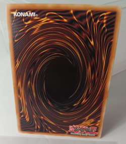 Yu-Gi Oh! Blue-Eyes White Dragon (GLD5-EN001 Ghost/Gold Rare) Light Play - Image 3