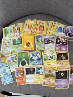 Lot of Vintage-Midera Pokemon cards - Image 1