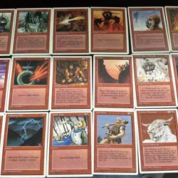 Vintage MTG Lot: 1995 4th Edition 32 DIFFERENT Red Cards No Dupes Light Play LP - Image 3