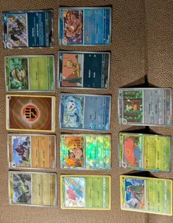 Lot of 13 Pokemon cards Holo/Reverse Holo - Image 1