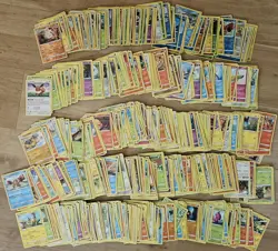 1100+ POKEMON CARDS 900+ CHARACTER 100+ TRAINER 100+ ENERGY HOLOS FOILS! L19 - Image 1