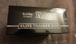 Pokemon TCG: Evolving Skies Elite Trainer Box ETB New & Sealed - Image 5