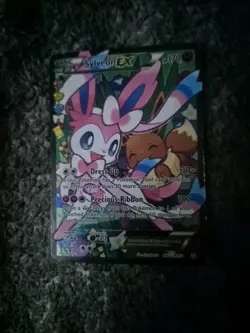Pokemon TCG Sylveon EX RC32/RC32 Full Art Generations Radiant Collection Holo - Image 2
