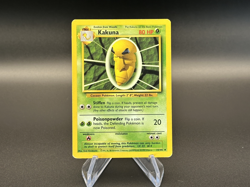 Kakuna - 33/102 Base Set - Pokemon TCG - 1999 - Image 1