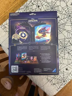 Disney Lorcana TCG Stitch Lorebook Card Portfolio Binder - Image 2