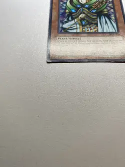 Yugioh Fairy King Truesdale Unlimited Secret Rare WC4-001 HP DAMAGED - Image 3