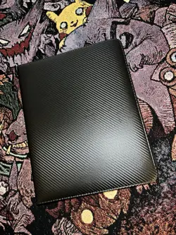 Guardna Premium 9-Pockets 432 Cards Zippered Binder - Image 3