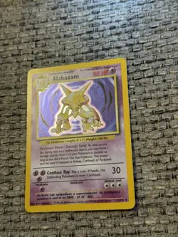 Pokemon TCG Alakazam Holo Rare Card 1/102 Base Set 1999 - Image 2