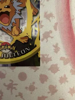 Pokemon Jolteon #135 Holo Topps TV Card - Image 4