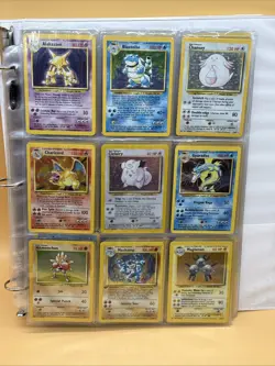 Pokemon 100% Complete Master Base Set 102/102 WOTC Vintage 1999 w Charizard Holo - Image 1