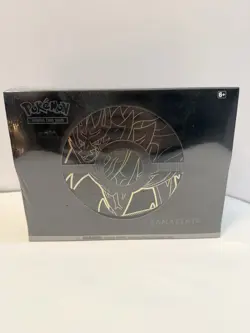 SEALED Pokemon Sword and Shield Elite Trainer Box Plus Zacian & Zamazenta 753569100543 - Image 2
