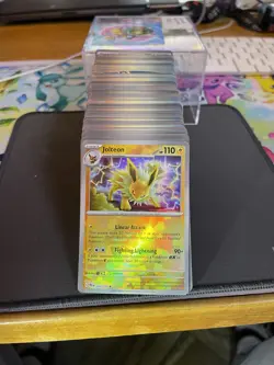 Prismatic Evolutions Poke ball, Master ball Lot 230 Cards English - Image 2