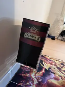 Pokemon TCG Lost Origin Elite Trainer Box New and Sealed - Image 4