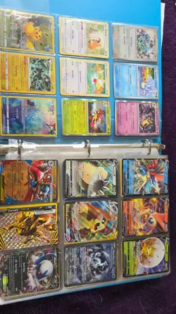 pokemon cards lot 657 cards total, all holos no bulk. - Image 2