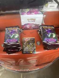 Pokemon TCG Sword & Shield Fusion Strike Booster Box of 34 Packs - Image 1